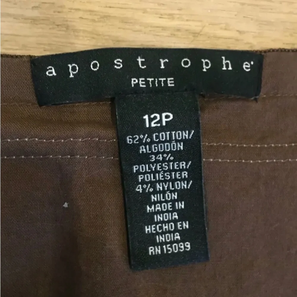 Apostrophe Skirt Size 12P Brown Floral Embroidered Side Zipper
